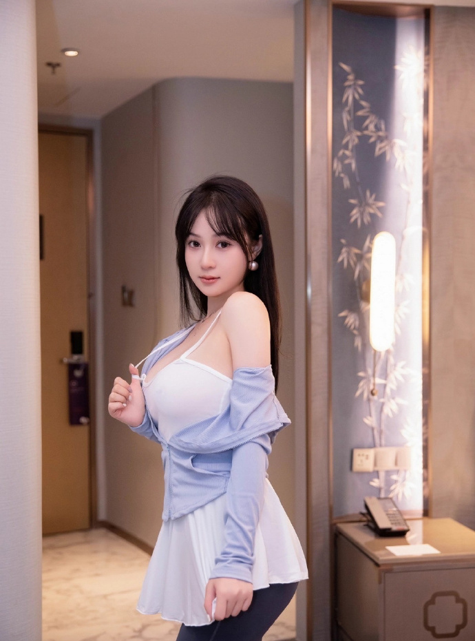 长月烬明 封面